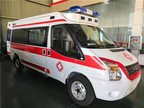依安县福特V362救护车